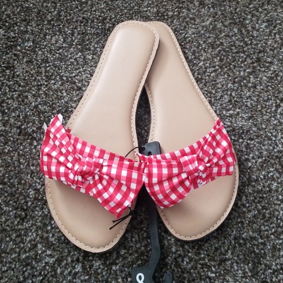 Sandals - Picture 2 of 2